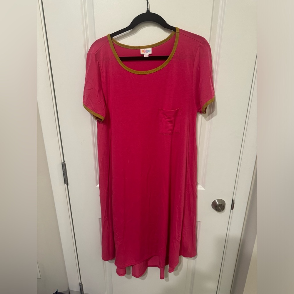 LuLaRoe Carly dress pink with tan trim